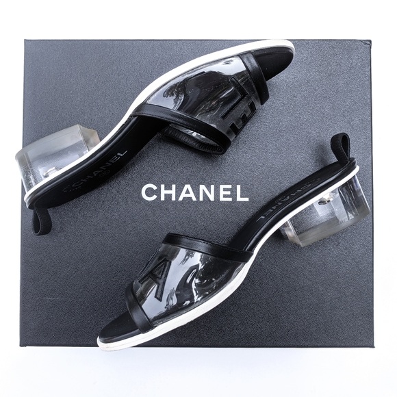 🤩CHANEL🤩PVC Transparent Sandal Mules 2019 - Picture 8 of 13